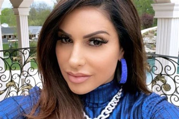 Jennifer Aydin Height, Weight, Age, Net Worth, Family