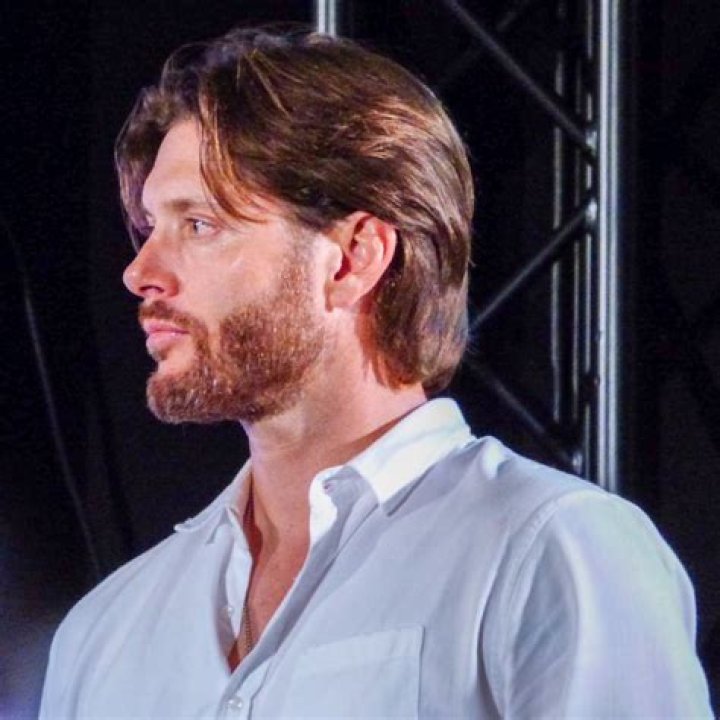 Jensen Ackles - Bio, Age, net worth, siblings, height, Wiki, Facts and Family