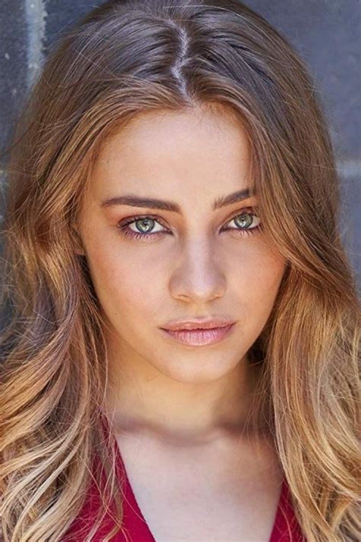 Josephine Langford Height, Weight, Age, Boyfriend, Family, Biography