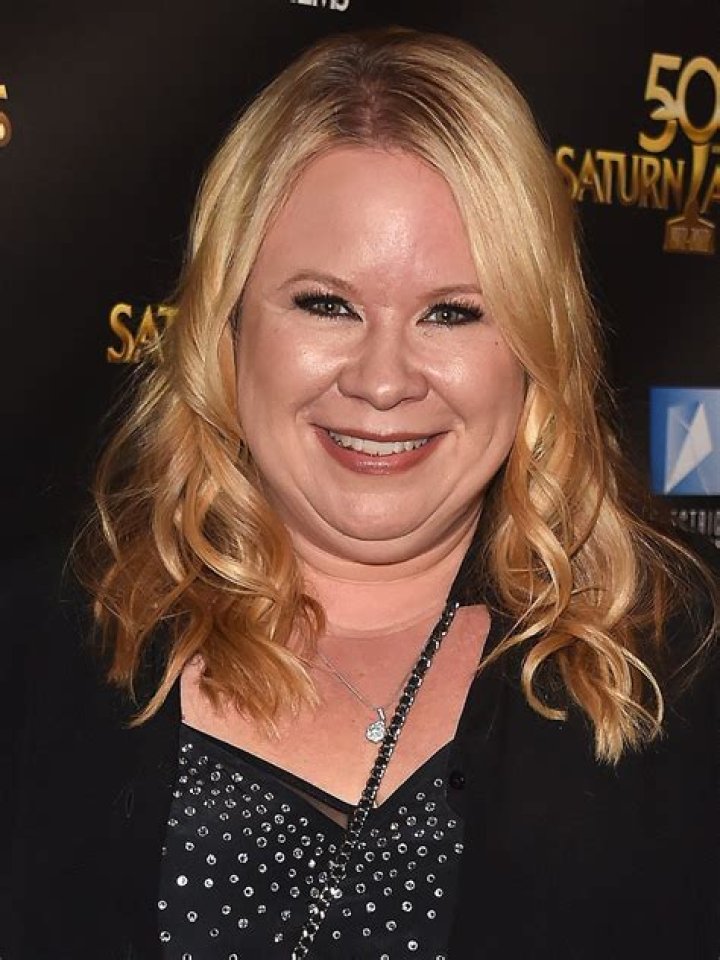 Julie Plec Height, Weight, Age, Spouse, Family, Facts, Biography