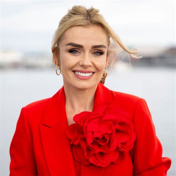 Katherine Jenkins - Bio, Age, Wiki, Facts and Family