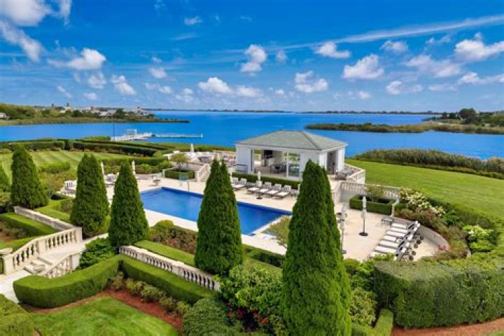 Ken Griffin Reportedly Set To Buy Calvin Klein's $100 Million Hamptons Compound
