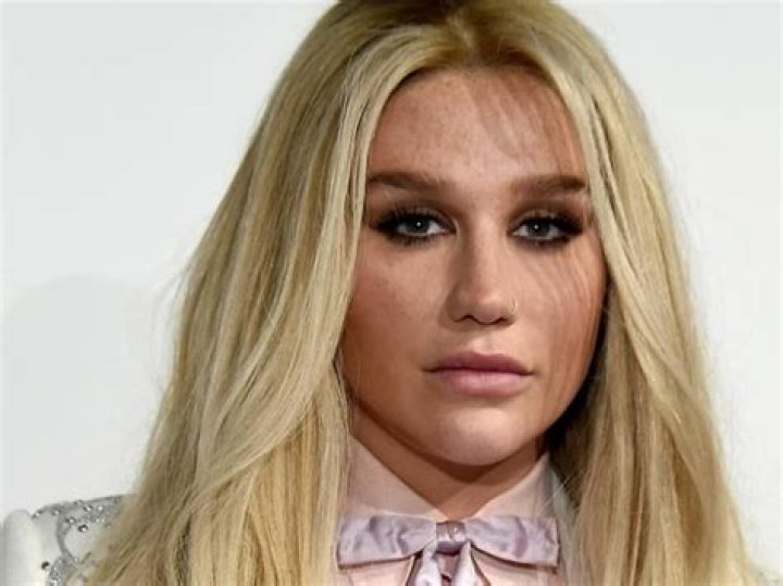 
Kesha Ward Height, Weight, Net Worth, Age, Birthday, Wikipedia, Who, Instagram, Biography 