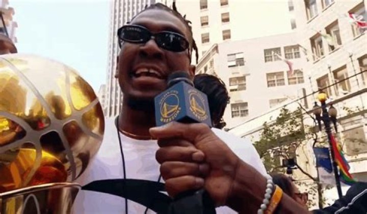 Kevon Looney Bio - age, salary, net worth, bio, wiki, league, stats, injury, highlights, nationality, married, relationship, affair