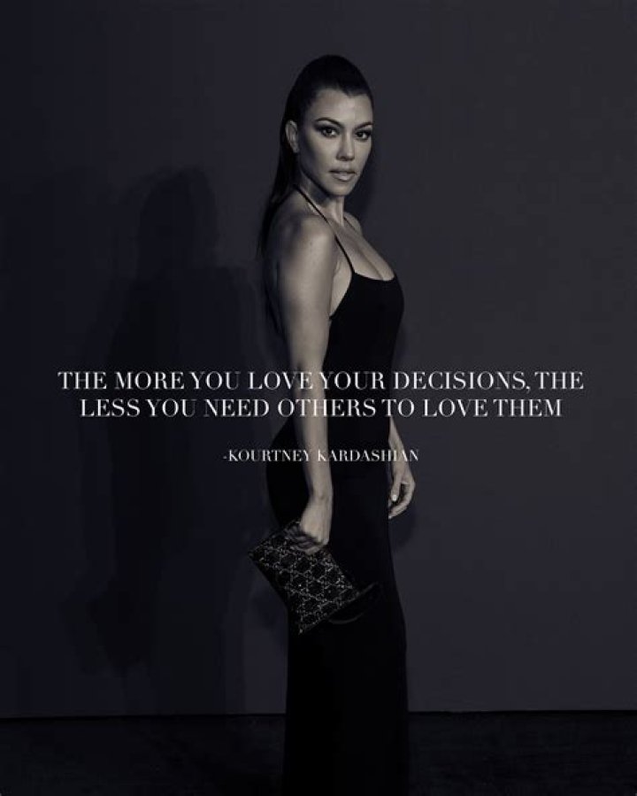 Kourtney Kardashian Quotes Drake While Sunbathing In Sexy White Tank Top & Bikini Bottoms – Pic