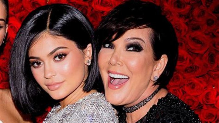 Kris Jenner Teaches Kylie How To Make The Perfect Martini In New Video – Hollywood Life