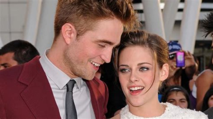 Kristen Stewart Upset That Robert Pattinson Is Taking Her For Granted