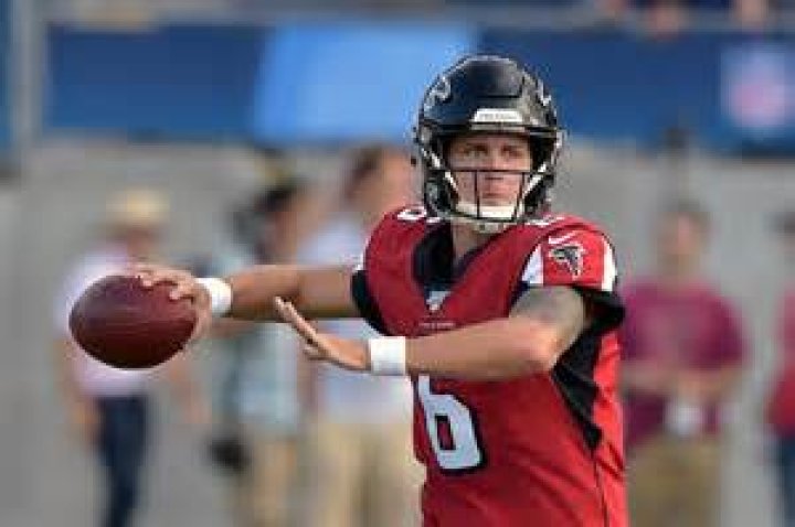 Kurt Benkert Biography-salary, net worth, contract, stats, married, relationship, girlfriend, children, age, height, weight