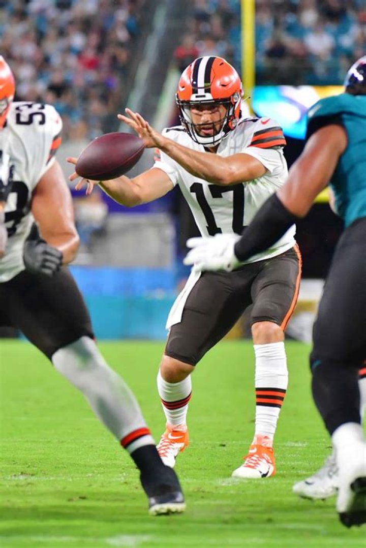 NFL player Kyle Lauletta Biography-salary, net worth, married, girlfriend, relationship, contract, earnings, age, bio