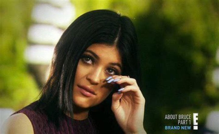 Kylie Jenner ‘Curled Up, Bawling Her Eyes Out On Couch’ After Tyga Split