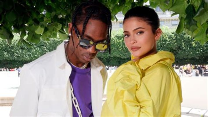 Kylie Jenner & Travis Scott Spending Holidays Together: Why Friends Think They’ll Rekindle Romance