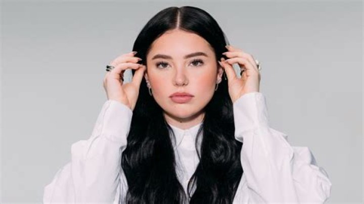 Lauren Spencer-Smith Height, Weight, Age, Family, Facts