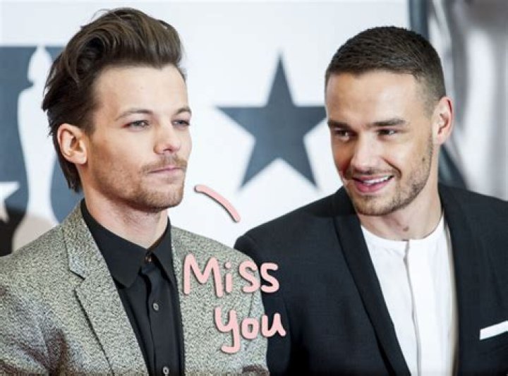 Song Together? Fans Freaking Out – Hollywood Life