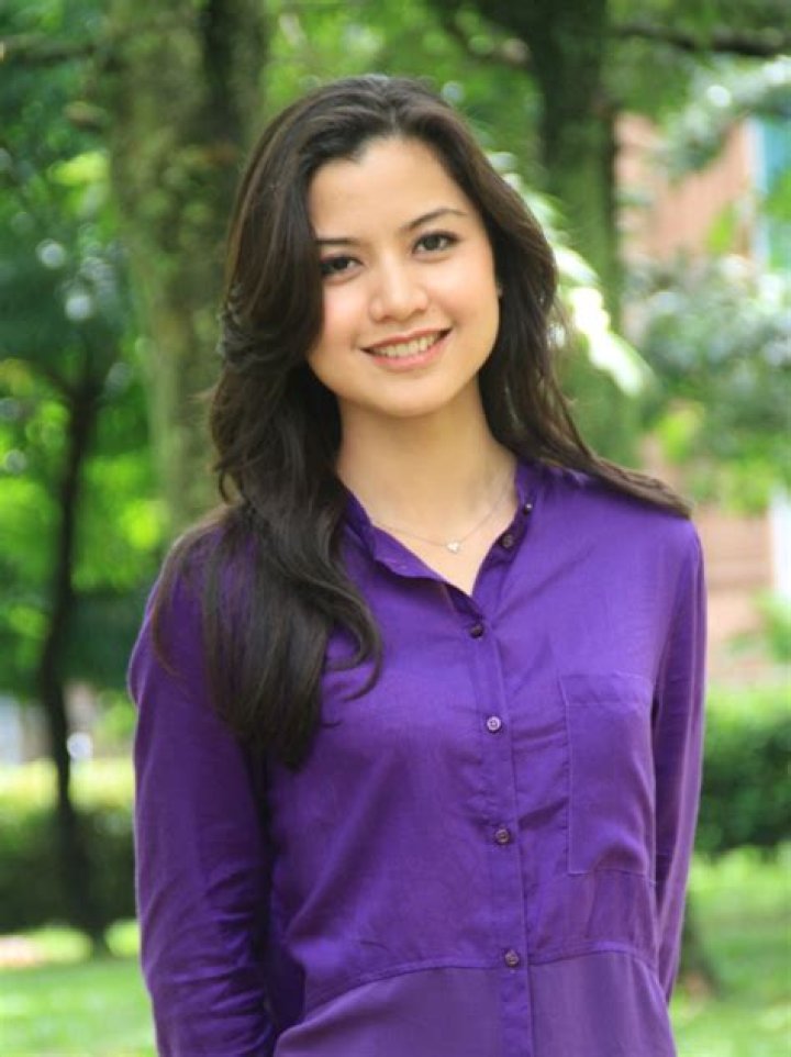 Lisa Surihani Height, Weight, Age, Body Statistics