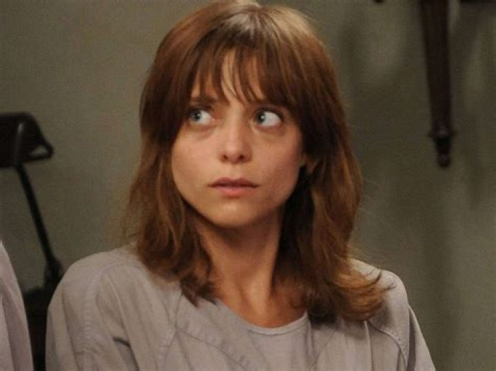 Lizzie Brochere - Bio, Age, Wiki, Facts and Family