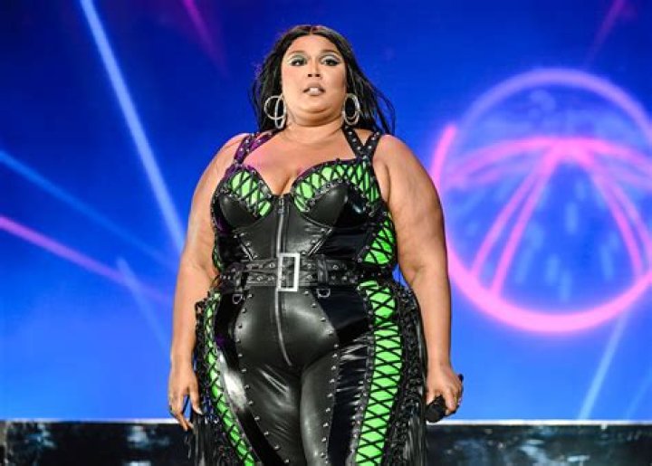 Lizzo Celebrates Her Body & Inspiring Success In Revealing ‘Rolling Stone’ Interview