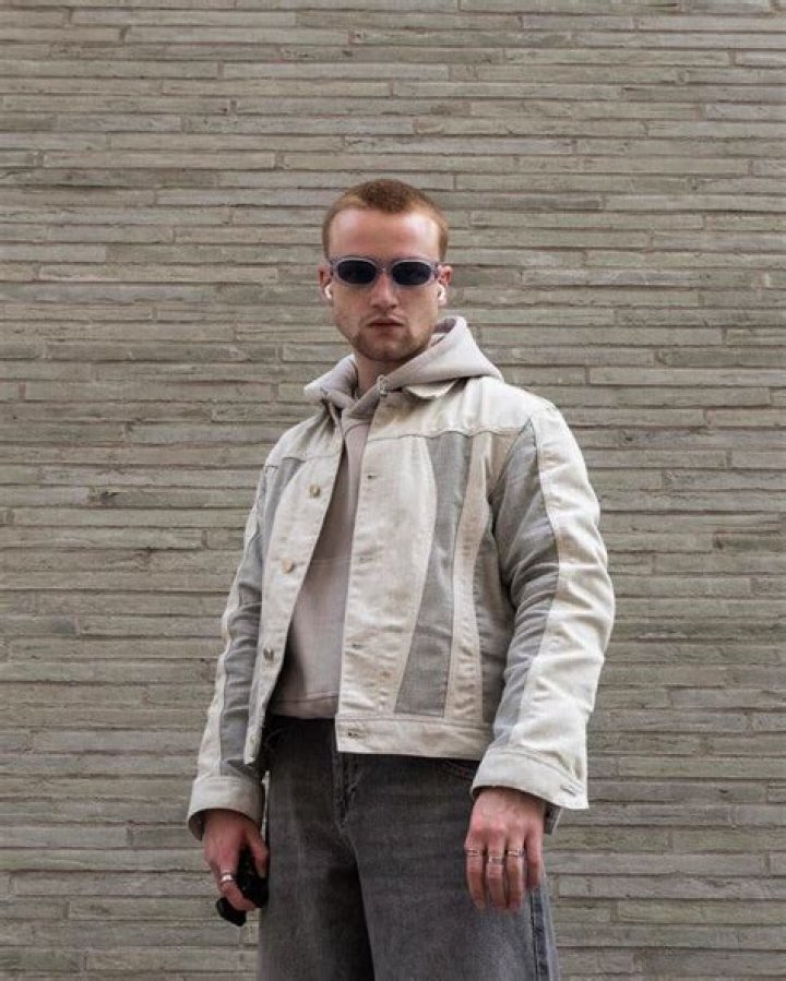 Lock Martin - Bio, Age, height, Wiki, Facts and Family