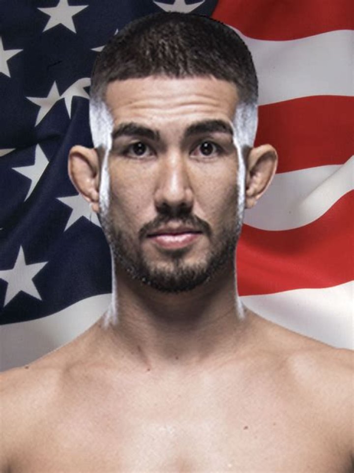 Louis Smolka Biography - Salary and Net worth 2020; Who is his wife? (Affair, Relationship, Career)