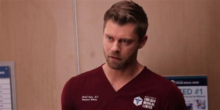 Luke Mitchell - Bio, Age, siblings, height, Wiki, Facts and Family