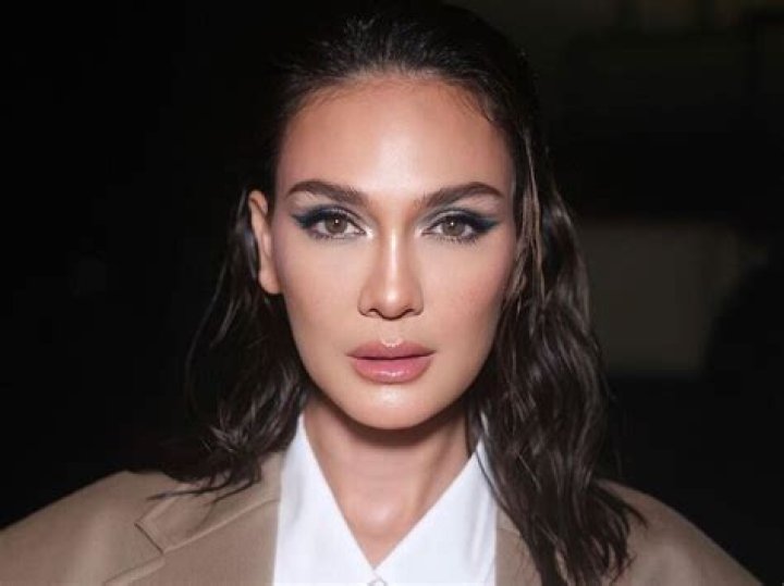 Luna Maya Height, Weight, Age, Body Statistics