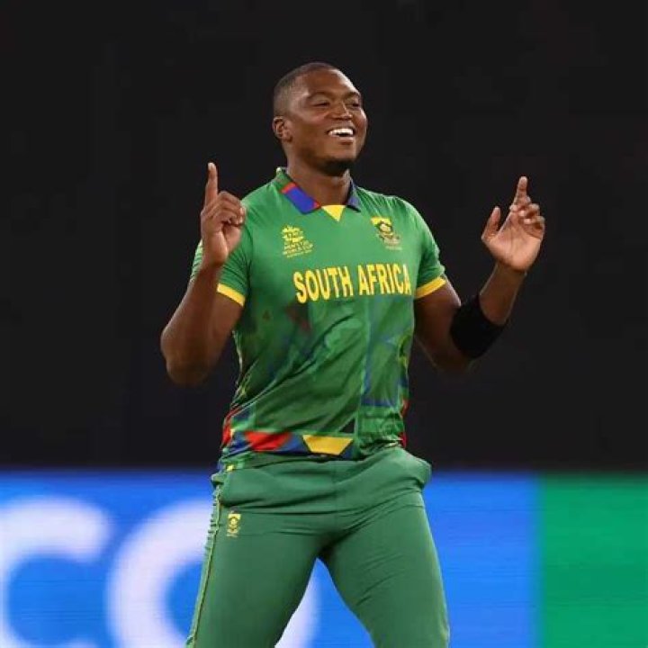 Lungi Ngidi Height, Weight, Age, Body Statistics