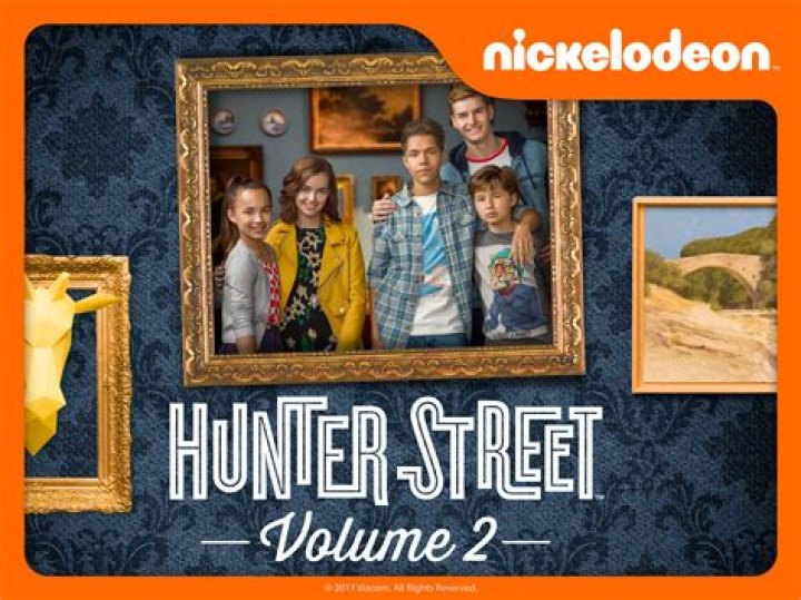MaeMae Renfrow on ‘Hunter Street’ Season 2 – “Amazing and More Mystery!” – Celeb Secrets