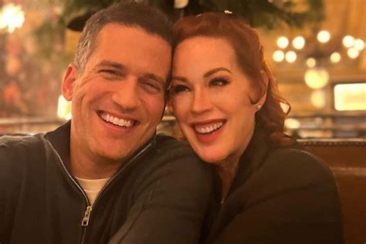 
Mandy Moore Celebrates 4th Anniversary Message with Taylor Goldsmith: ‘No Greater Husband’ 