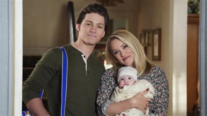 Mandy Moore Pregnant With Second Child With Husband Taylor Goldsmith – Hollywood Life