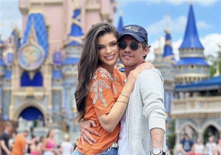 Marc Anthony is Engaged to Miss Universe Contestant Nadia Ferreira – Celeb Secrets