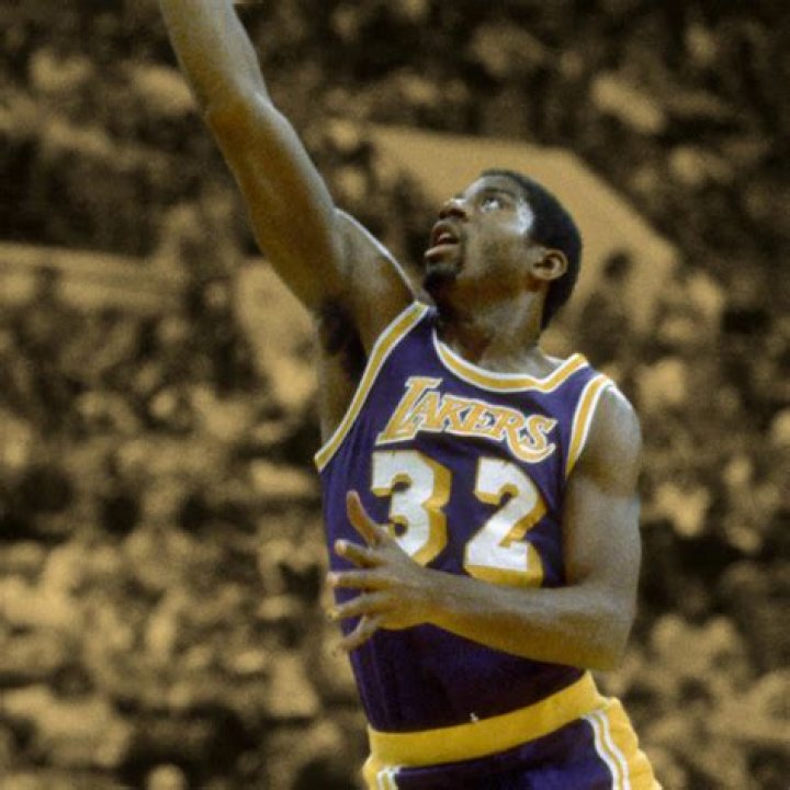 Marques Johnson - Bio, Age, height, Wiki, Facts and Family