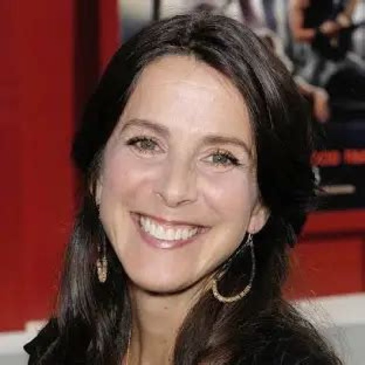 Martha Quinn Net Worth | Celebrity Net Worth
