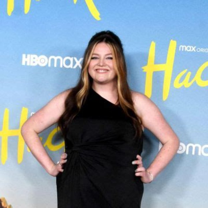 Megan Stalter Will Be Featured As The Host Of “Snacks vs. Chef”