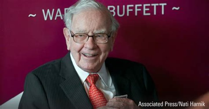 Michael Bloomberg Has Warren Buffett's Vote If He Runs For President