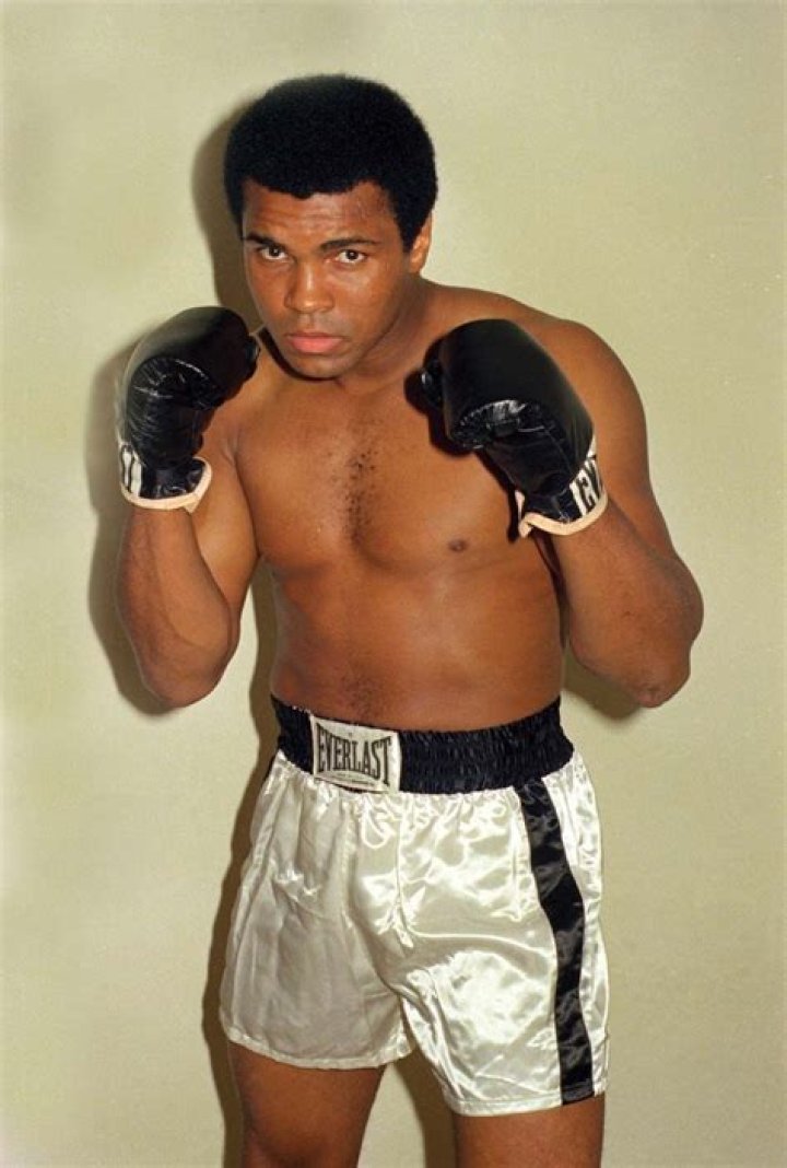 Muhammad Ali Height, Weight, Age, Spouse, Children, Facts, Biography