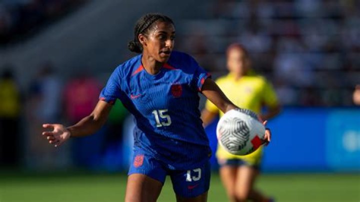 Naomi Girma (soccerplayer) - Biography,Age,Height,Weight,Real Name, Net Worth, Wikipedia, Spotify, TikTok, Facebook, Facts and Family