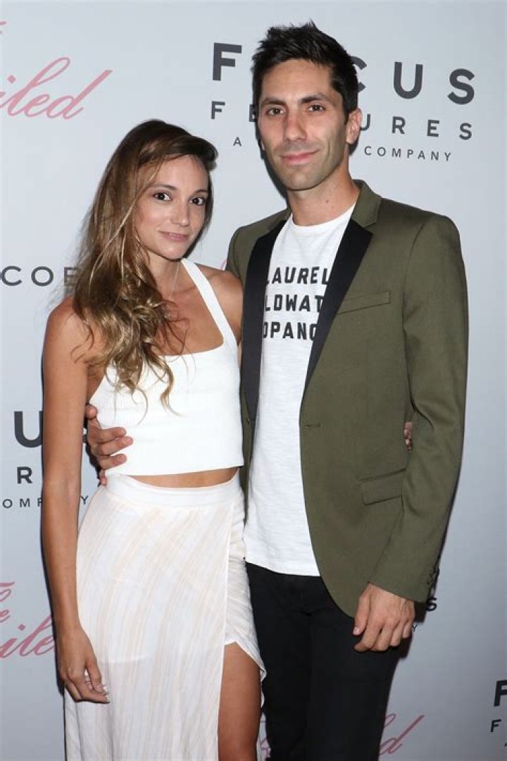 ‘Catfish’s Nev Schulman & Wife Laura Reveal Why The Show Is Such A Hit After 7 Years: ‘It’s About Love’
