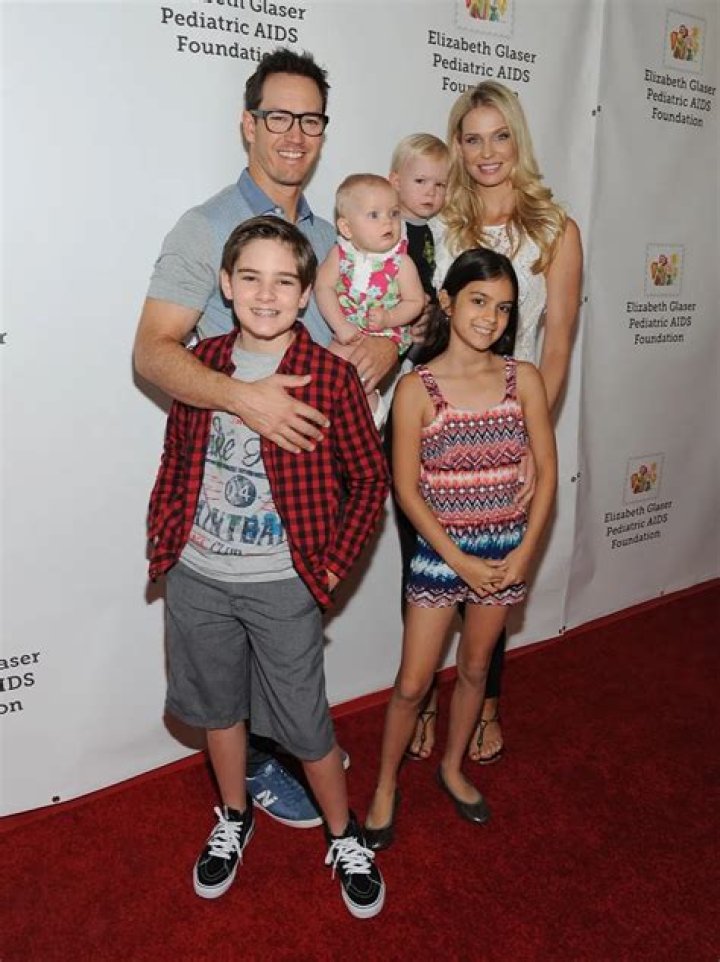 See Mark-Paul Gosselaar's 4 Kids Now