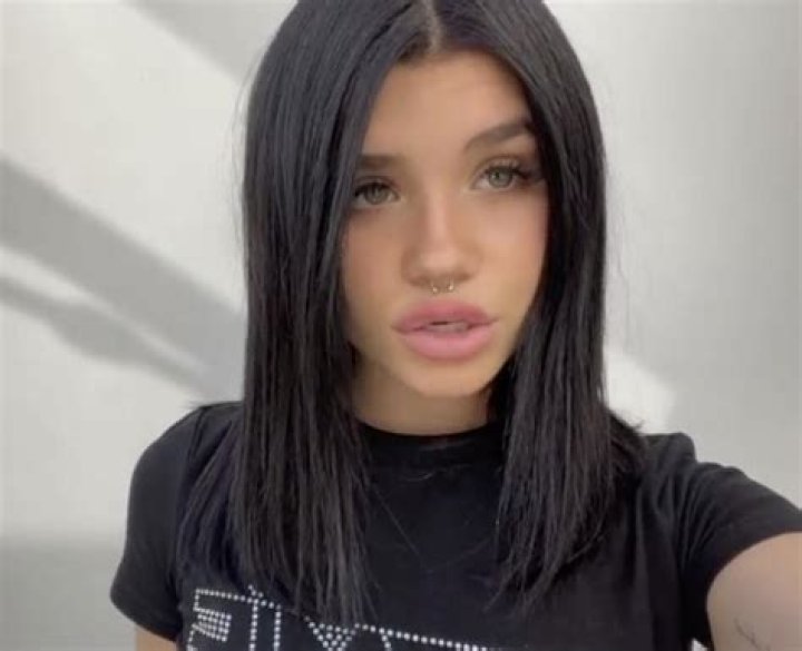 Nezza Height, Weight, Age, Boyfriend, Facts, Biography