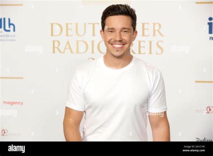 Nico Santos Height, Weight, Age, Girlfriend, Family, Facts, Biography