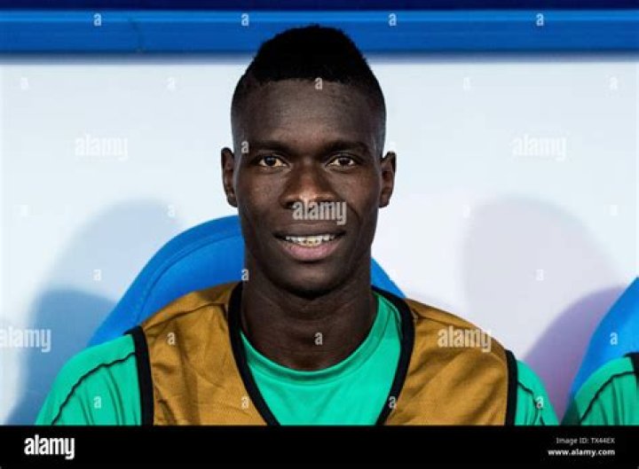 Pape Abou Cisse Bio, Age, Net Worth, Salary, Market Value, Stats, & Married