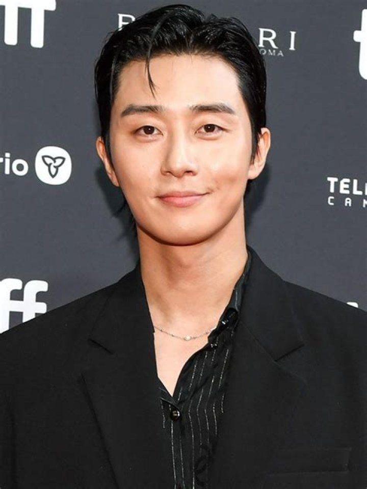Park Seo-joon Height, Weight, Age, Girlfriend, Family, Facts, Biography