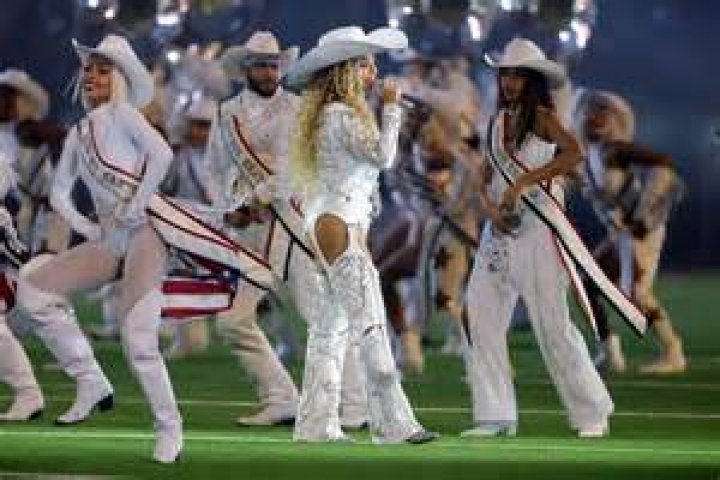 Pregnant Peta Murgatroyd Channels Rihanna’s Super Bowl Performance With Maks & Son In Cute Video