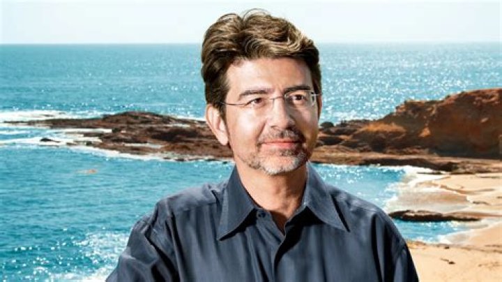 Pierre Omidyar Net Worth | Celebrity Net Worth