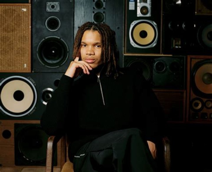 Q Marsden: R&B Singer Detailed Bio, Age, Birthday, & Height Insights and more