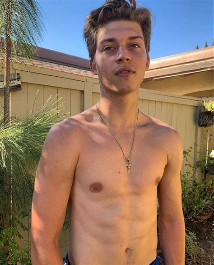 Ricky Garcia Celebrity Profile – Hollywood Life