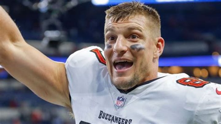 Rob Gronkowski - Bio, Age, net worth, siblings, height, weight, Wiki, Facts and Family