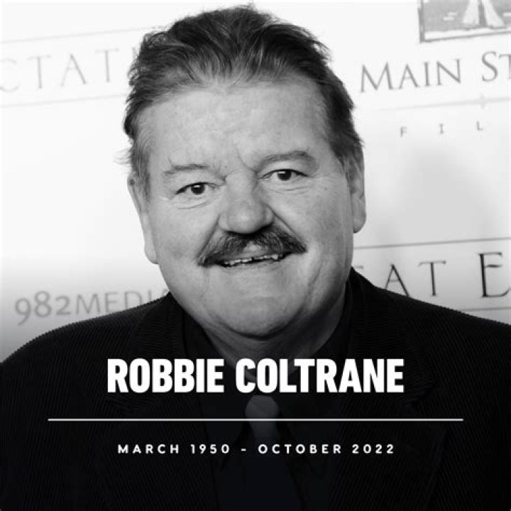 Robbie Coltrane: Photos – Hollywood Life