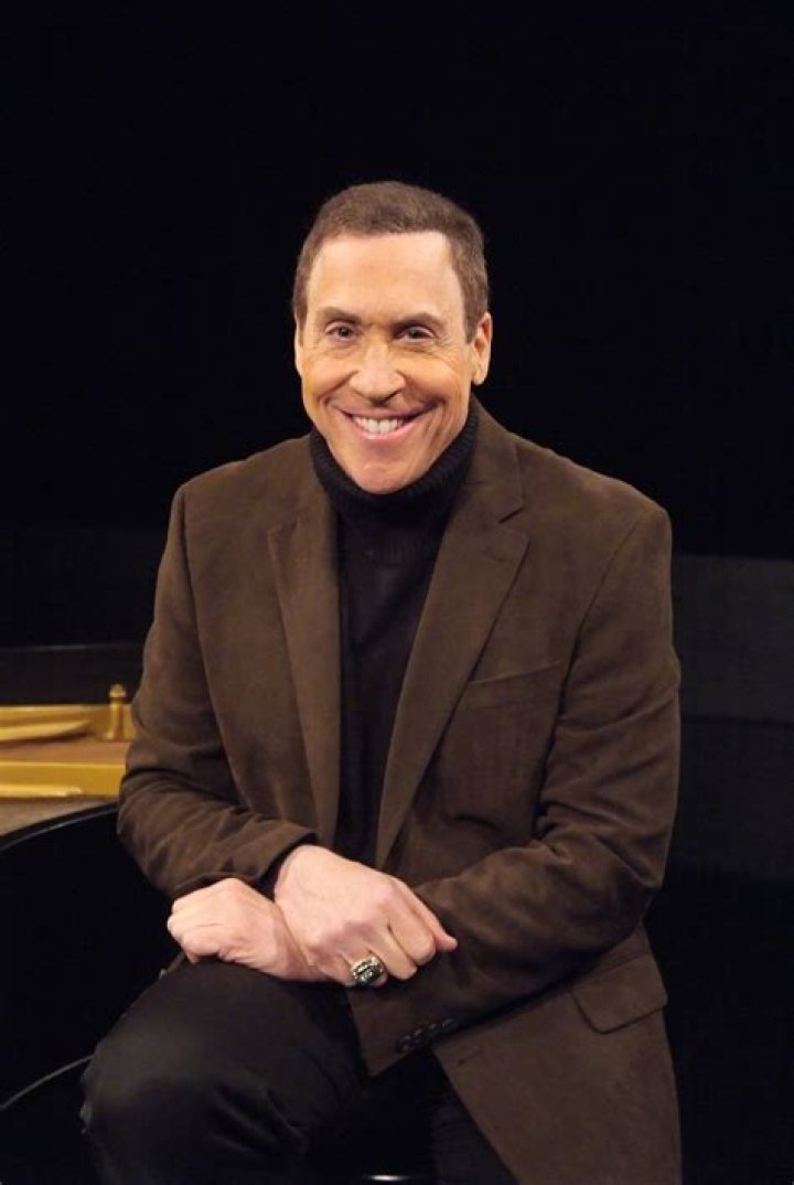 Roy Firestone, HDnet, Sportscaster, Journalist, TV show host, Salary, Net Worth, Career, Married, Divorced, Facts