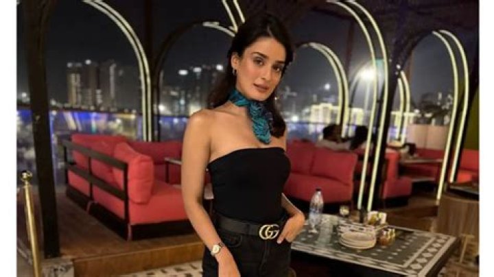 Age Movies, Husband In Indian Matchmaking!