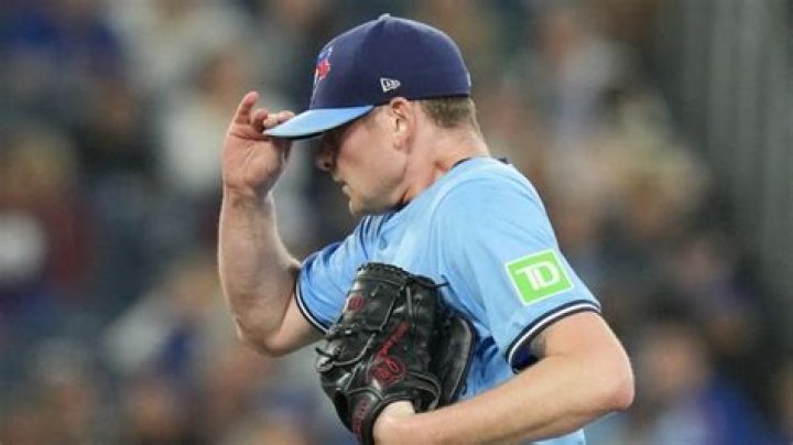 MLB pitcher Ryan Burr Contract in 2019; How much does he earn? His Relationship Status